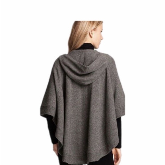 Eileen Fisher Yak & Wool Hooded Poncho Sweater Sz S
Zip Up Women Warm Caplet - Picture 11 of 11